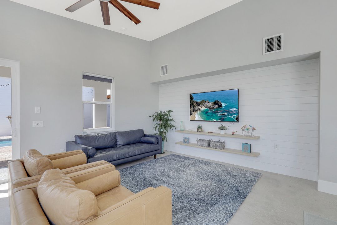 255 Columbus Way, Marco Island, FL 34145