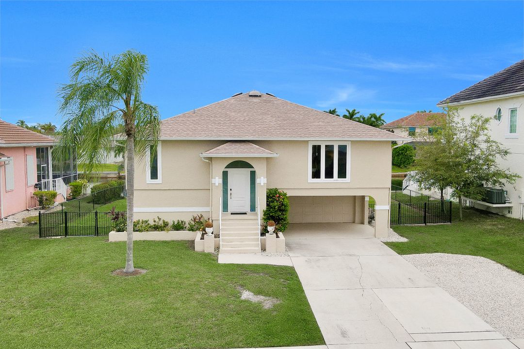 1642 Rainbow Ct, Marco Island, FL 34145