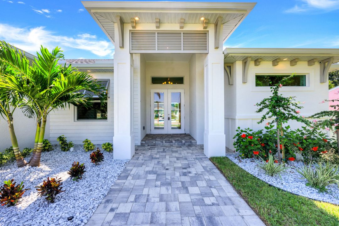 4604 SW 9th Ave, Cape Coral, FL 33914