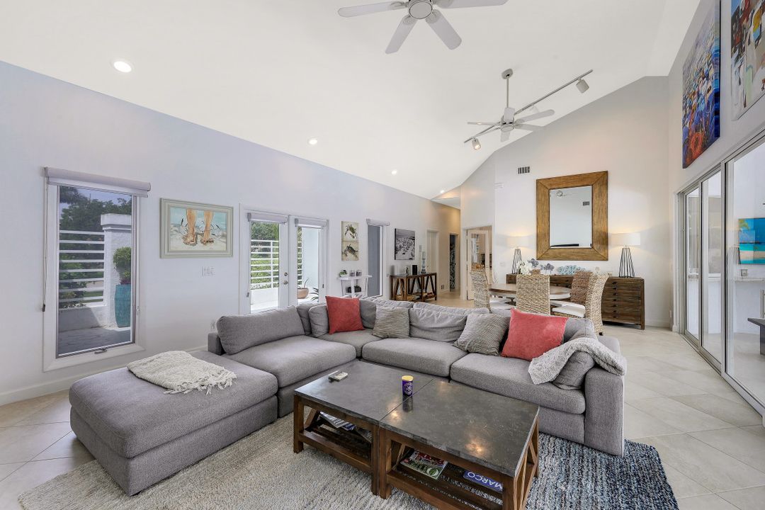 621 S Barfield Dr, Marco Island, FL 34145