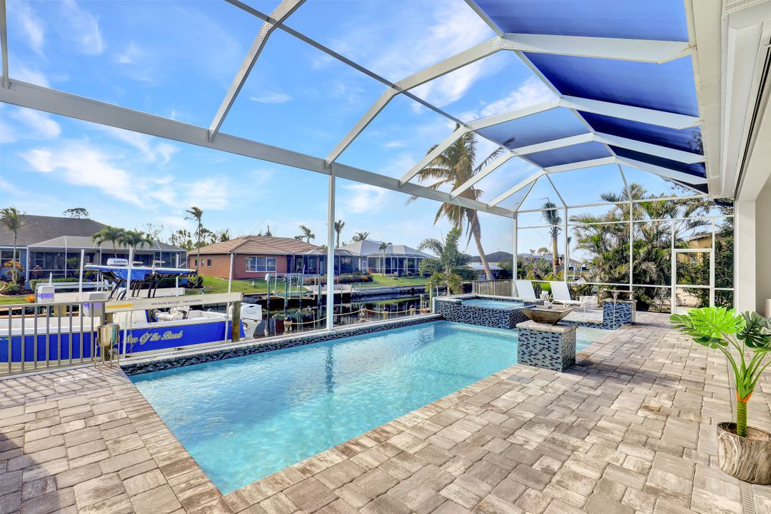 2612 Surfside Blvd, Cape Coral, FL 33914