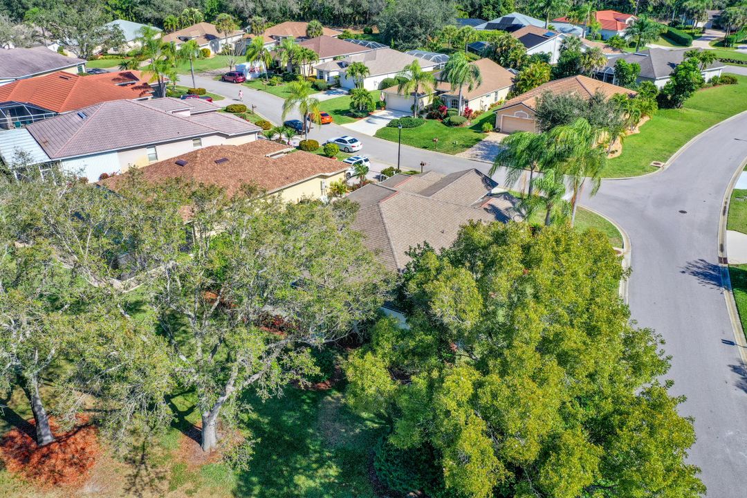 9290 Lanthorn Way, Estero, FL 33928