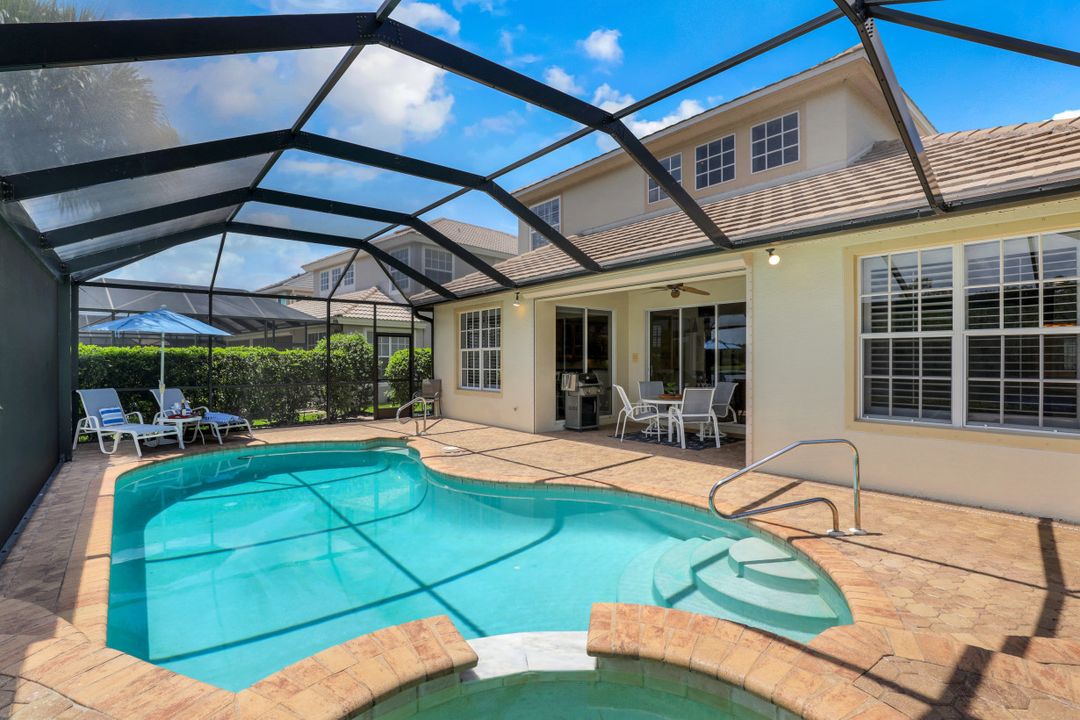 21990 Longleaf Trail Dr, Bonita Springs, FL 34135