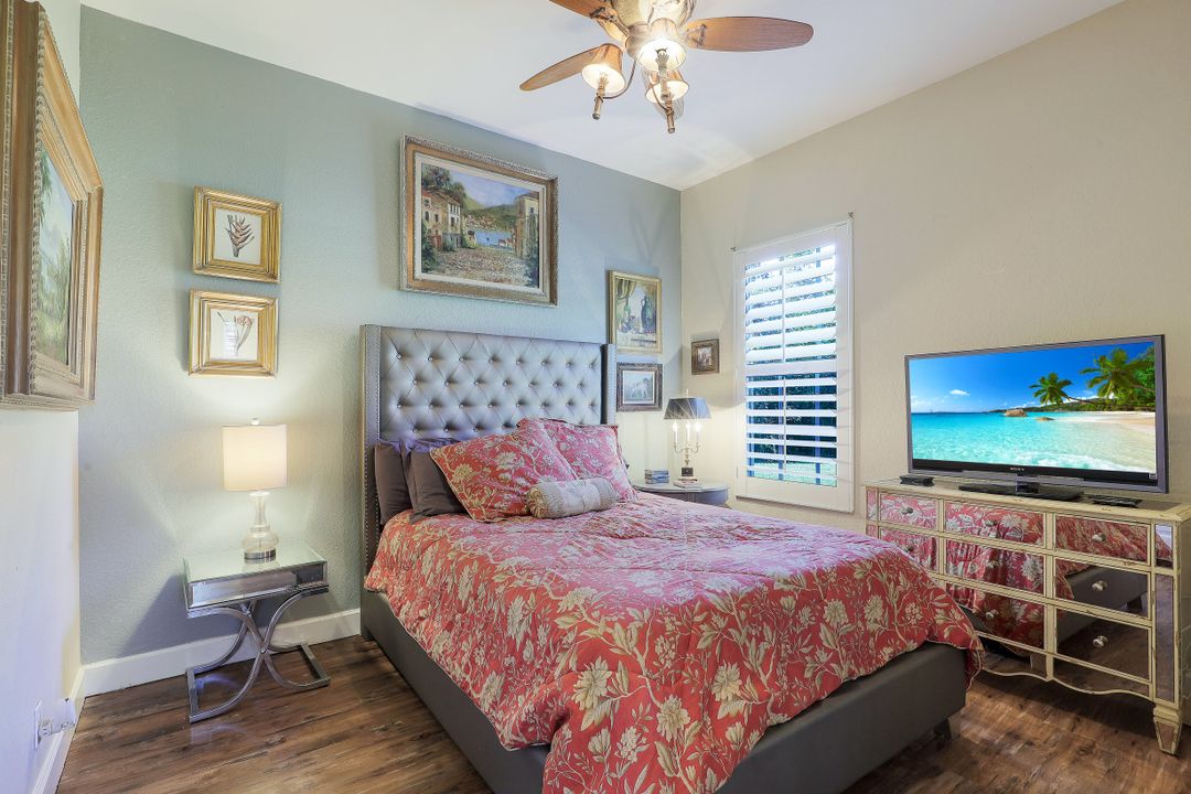 16156 Parque Ln, Naples, FL 34110