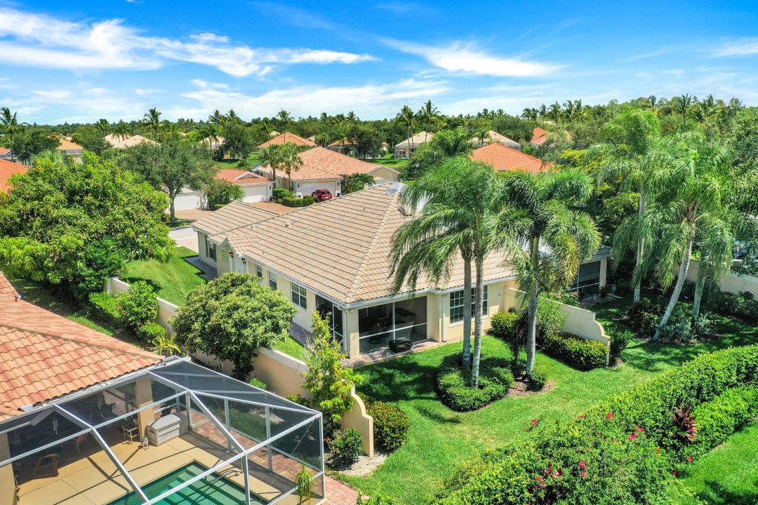 3343 Cayman Ln, Naples, FL 34119