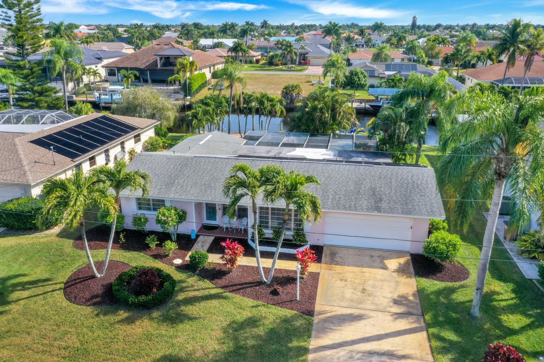 4933 SW 11th Ct, Cape Coral, FL 33914