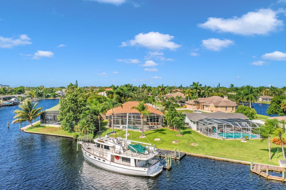 1745 SE 44th Terrace, Cape Coral, FL 33904