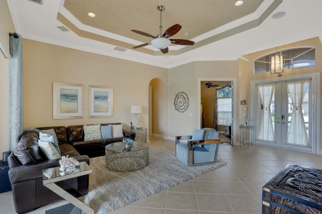 10256 Avonleigh Dr, Bonita Springs, FL 34135