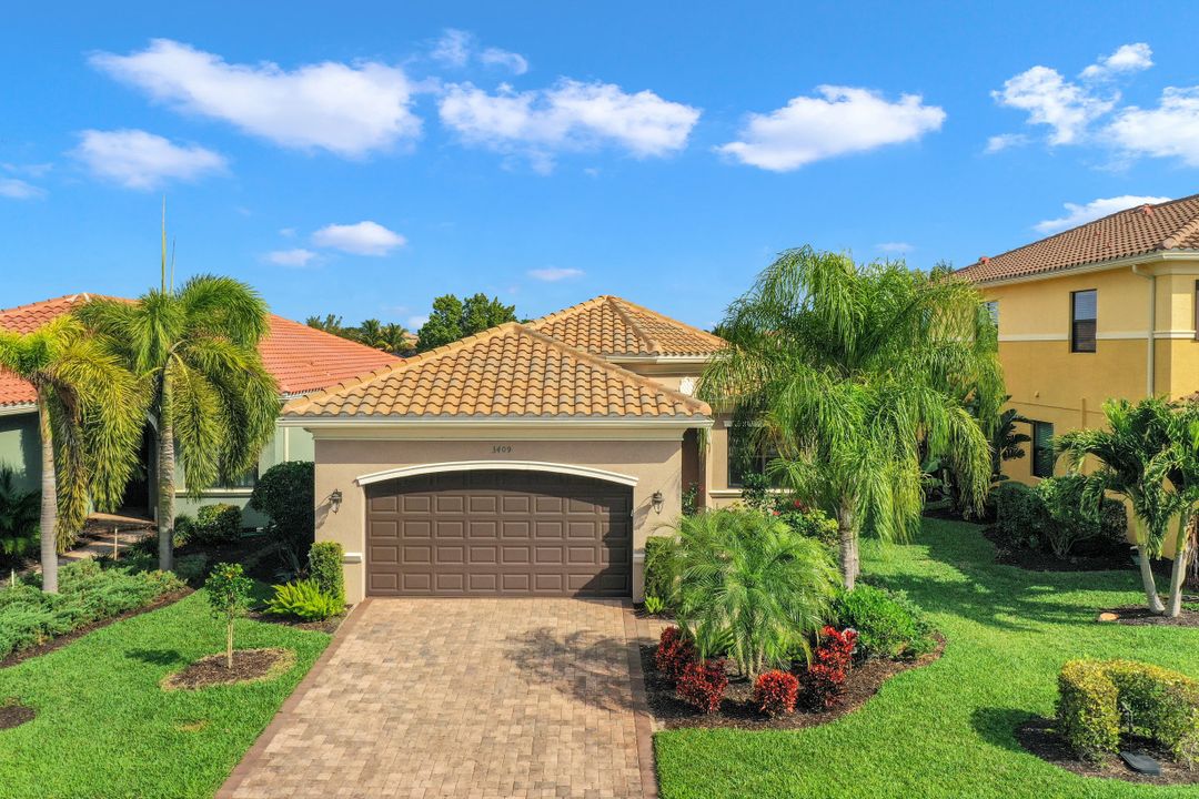 3409 Tigris Ln, Naples, FL 34119