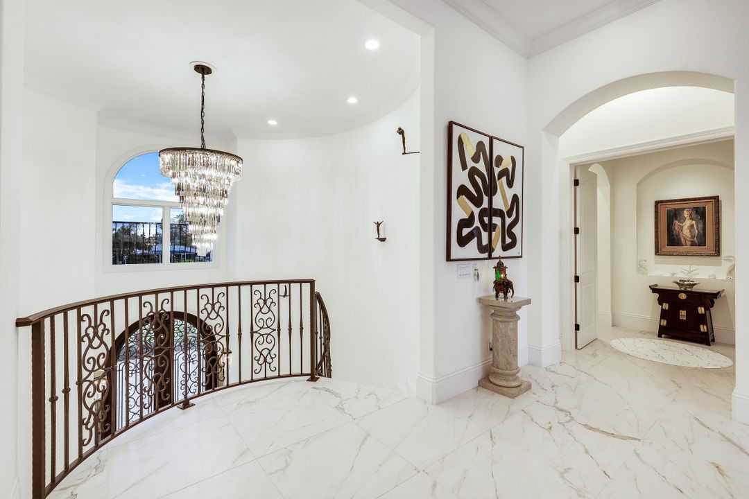 403 Seabee Ave, Naples, FL 34108