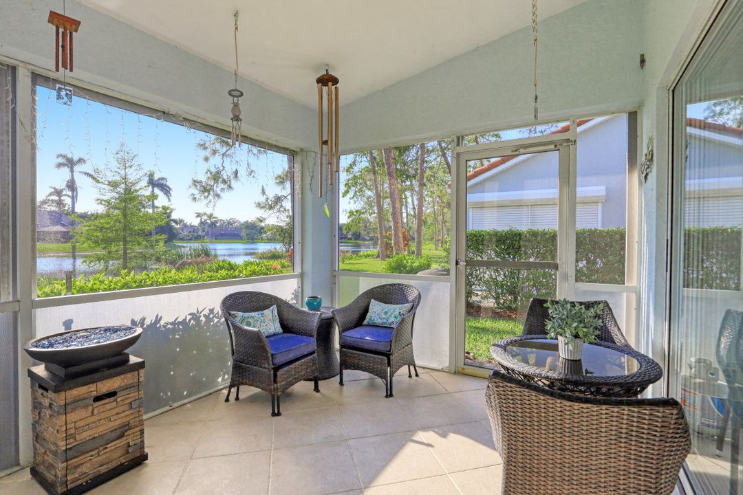 268 Melrose Pl, Naples, FL 34104