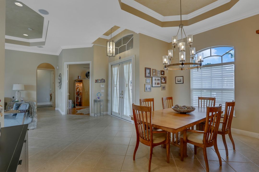 10256 Avonleigh Dr, Bonita Springs, FL 34135