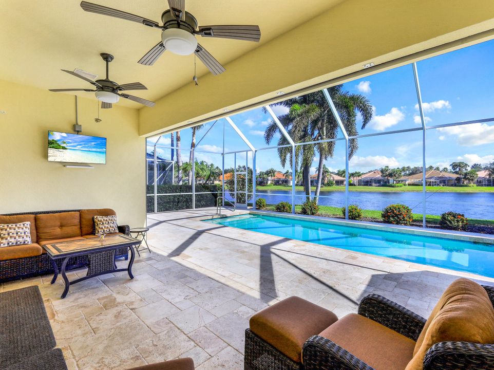 4334 Queen Elizabeth Way, Naples, FL 34119