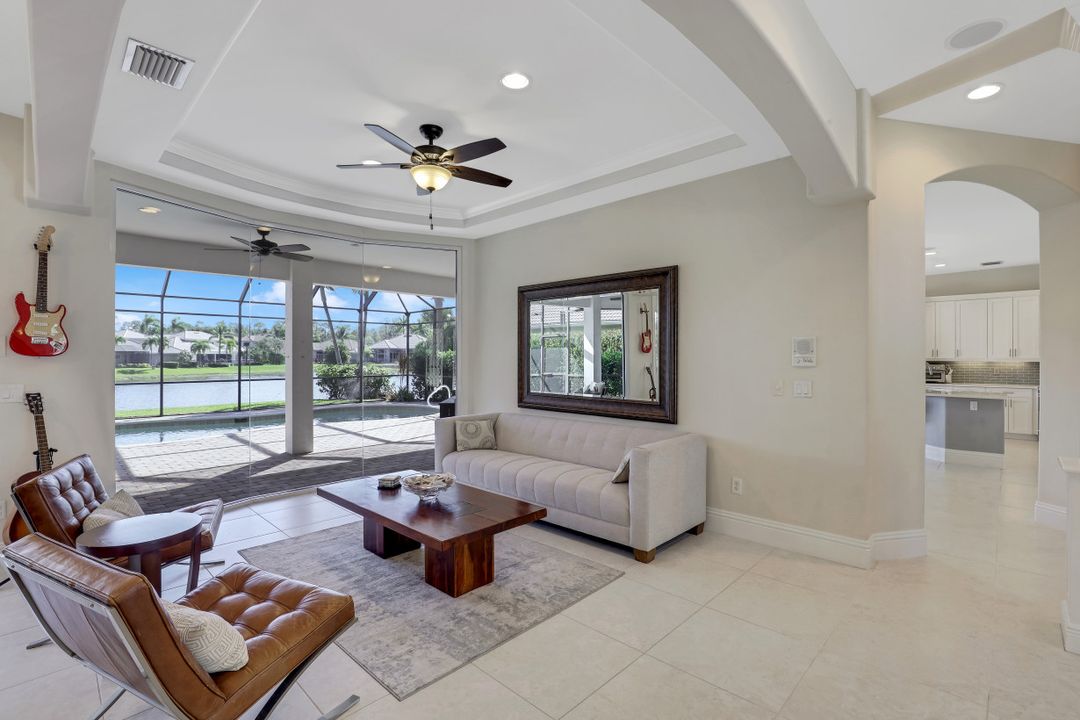 9699 Wilshire Lakes Blvd, Naples, FL 34109