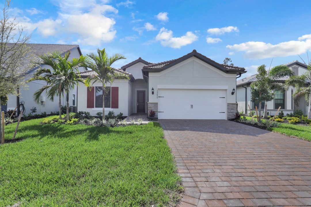 19080 Marquesa Dr, Fort Myers, FL 33913