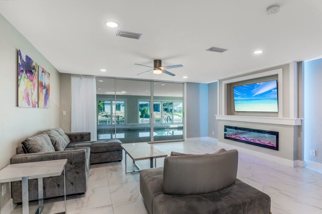 129 SW 54th Terrace, Cape Coral, FL 33914