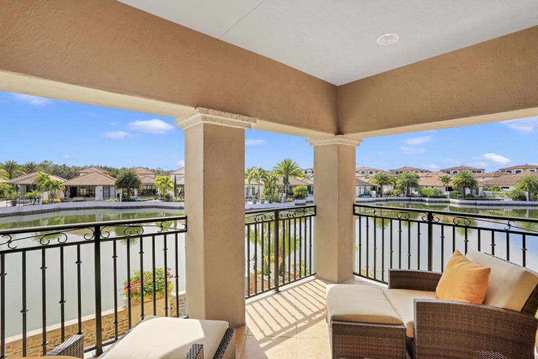 16649 Toscana Cir #806, Naples, FL 34110