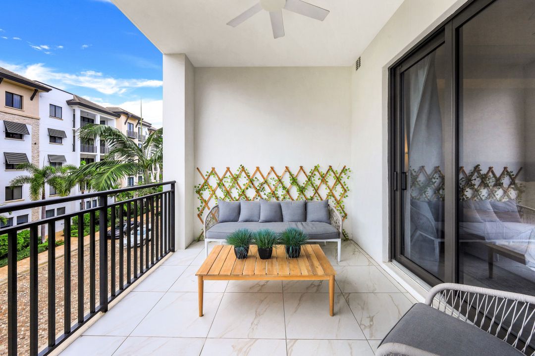 1135 3rd Ave S #303, Naples, FL 34102