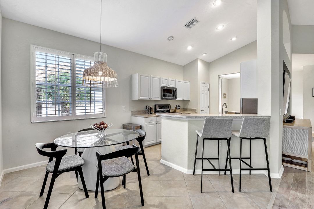10482 Autumn Breeze Dr #202, Bonita Springs, FL 34135