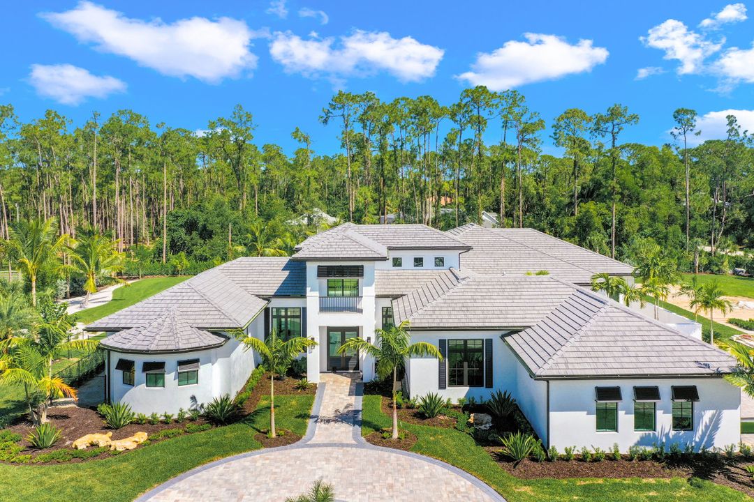 6435 Sable Ridge Ln, Naples, FL 34109