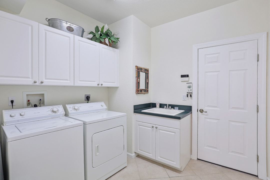 23144 Tree Crest Ct, Bonita Springs, FL 34135