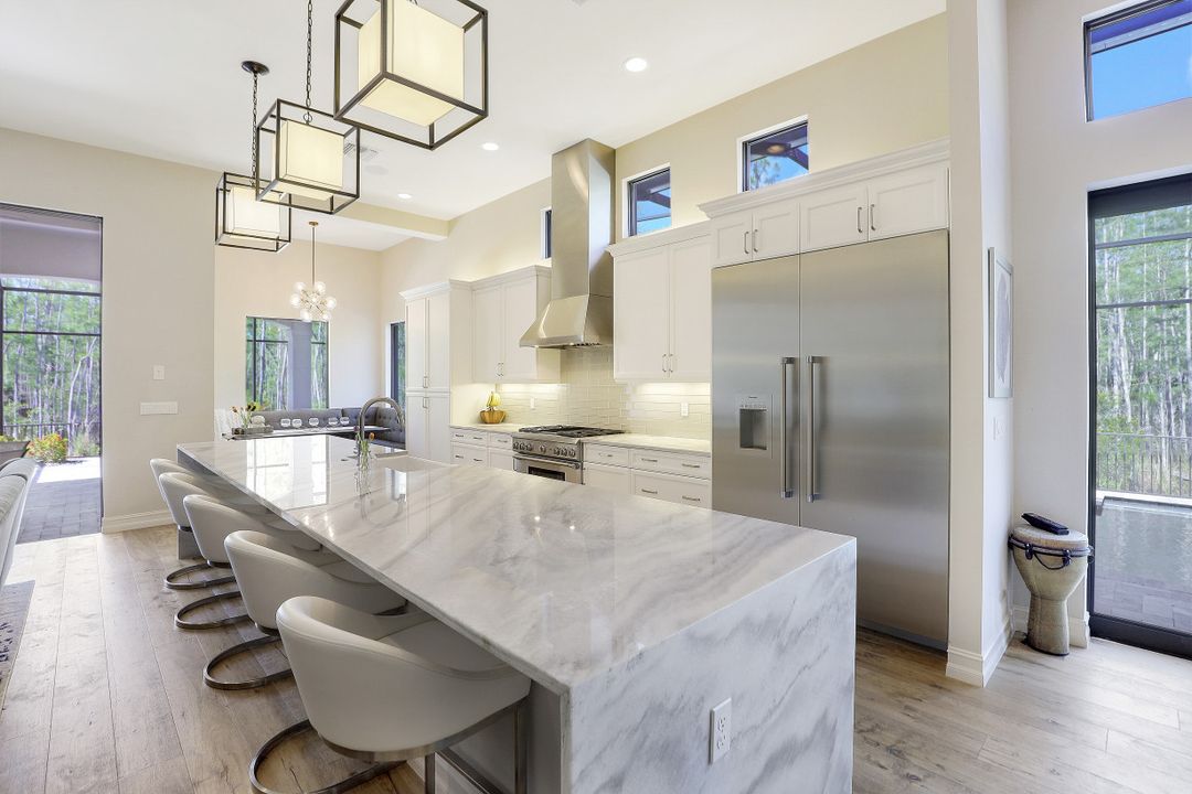 14698 Reserve Pl, Naples, FL 34109
