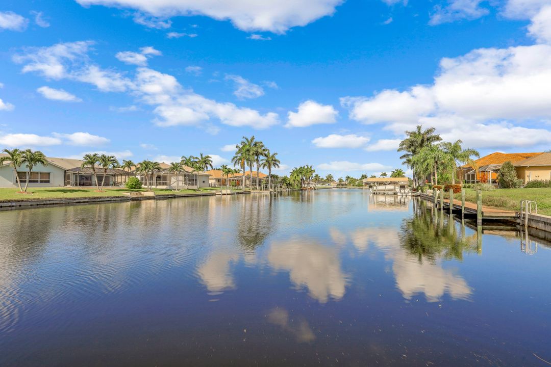 2700 SW 36th Ln, Cape Coral, FL 33914