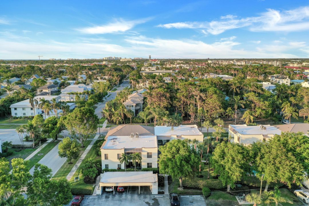 812 10th Ave S #812, Naples, FL 34102