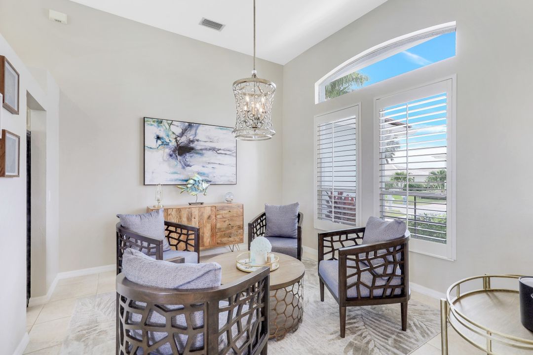 231 Seahorse Ct, Marco Island, FL 34145