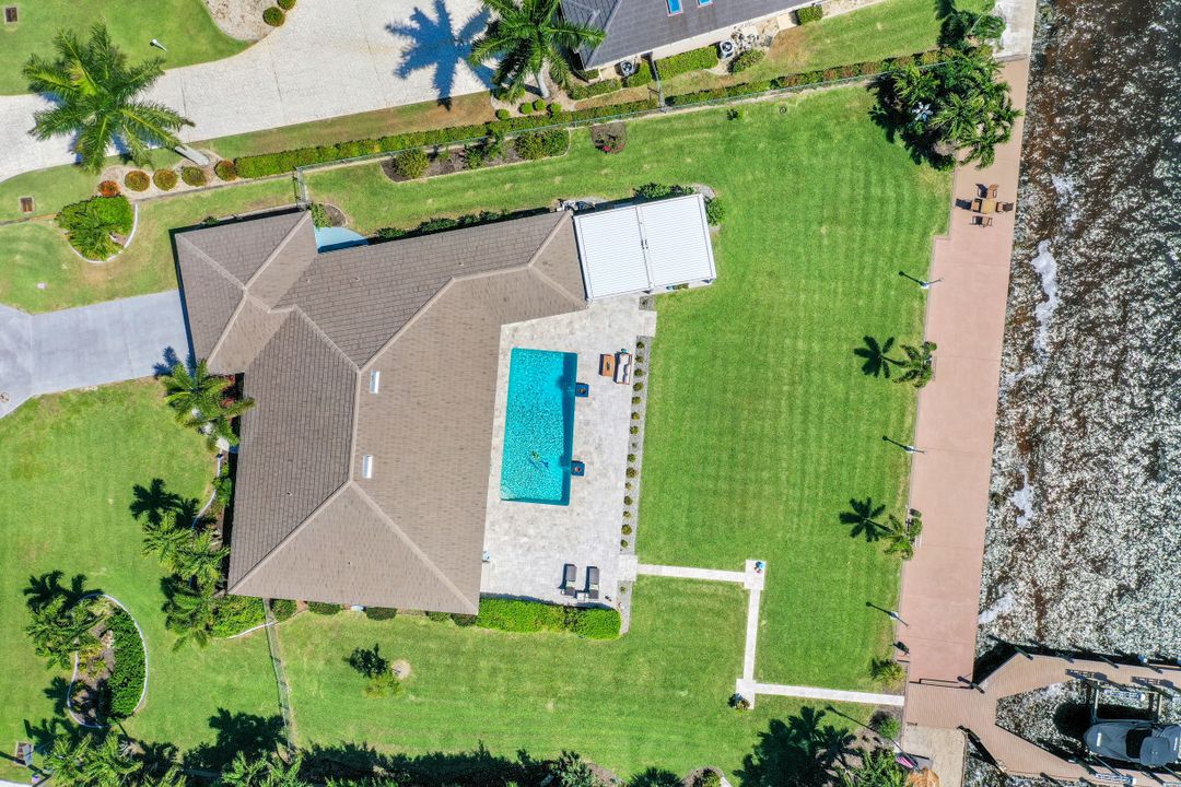 3735 SE 21st Pl, Cape Coral, FL 33904