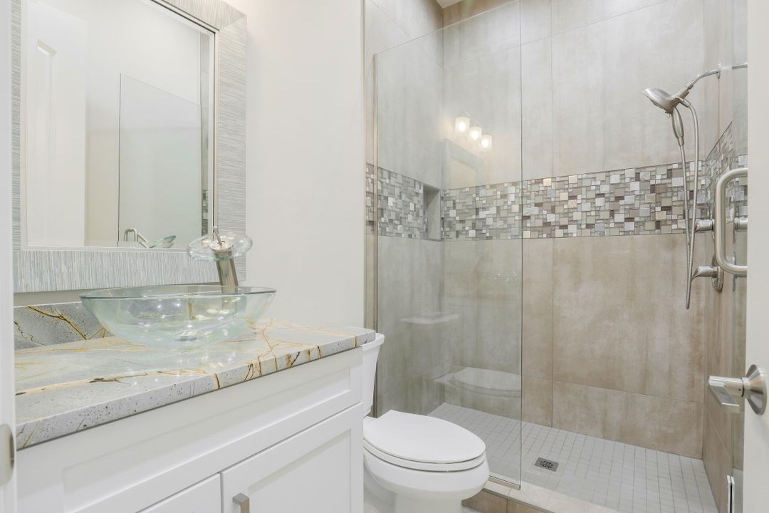 28609 Pienza Ct, Bonita Springs, FL 34135