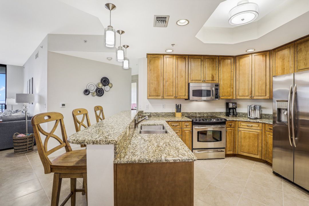 5793 Cape Harbour Dr #1302, Cape Coral, FL 33914