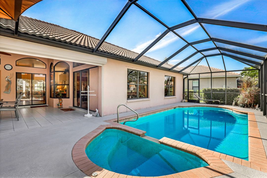 12790 Hunters Ridge Dr, Bonita Springs, FL 34135