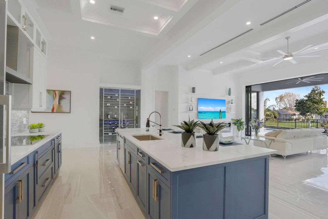 5305 Bayshore Ave, Cape Coral, FL 33904