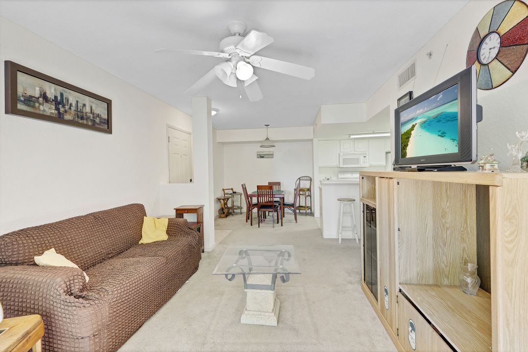 4122 Residence Drive #102, Fort Myers, FL 33901