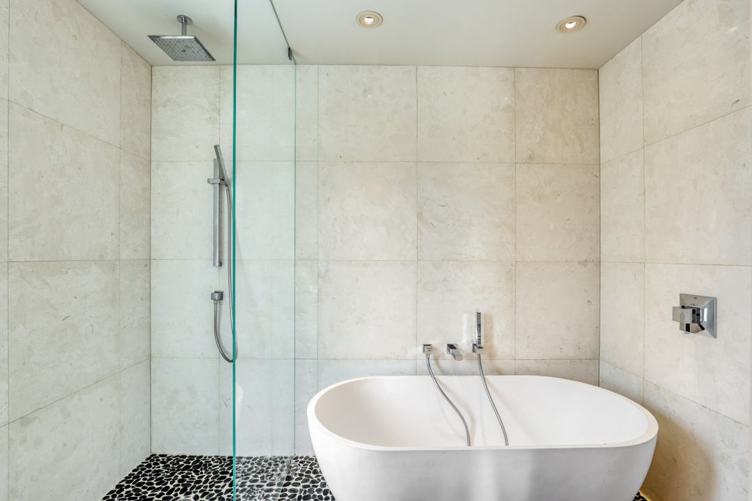 615 Carica Rd, Naples, FL 34108