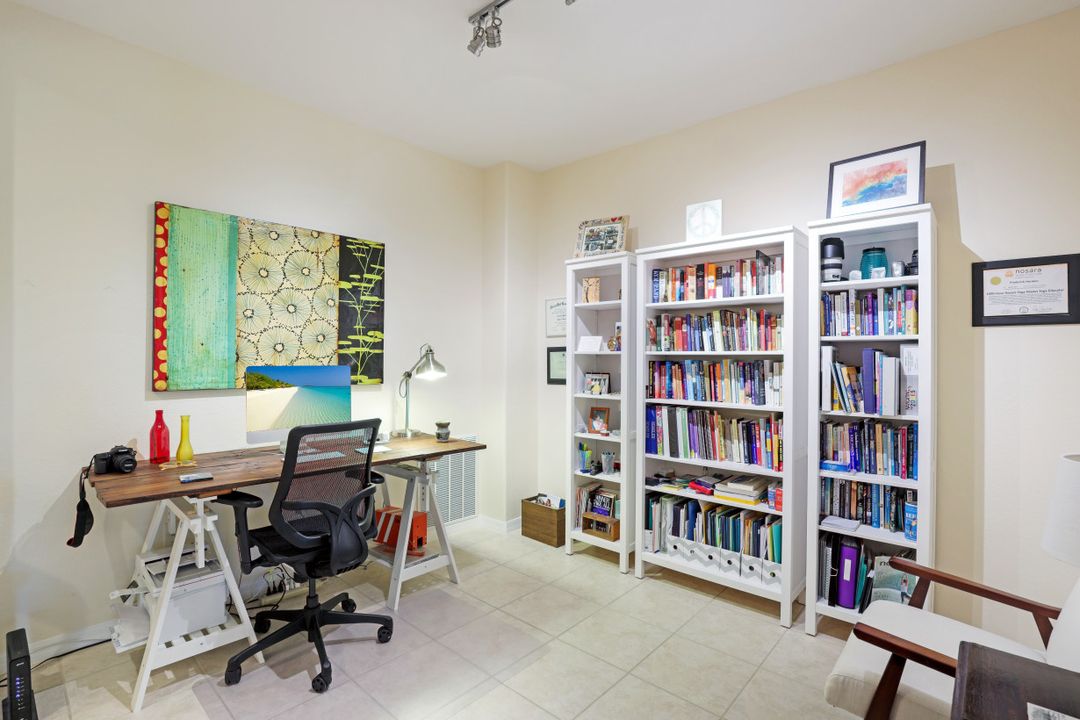 4685 Winged Foot Ct #102, Naples, FL 34112