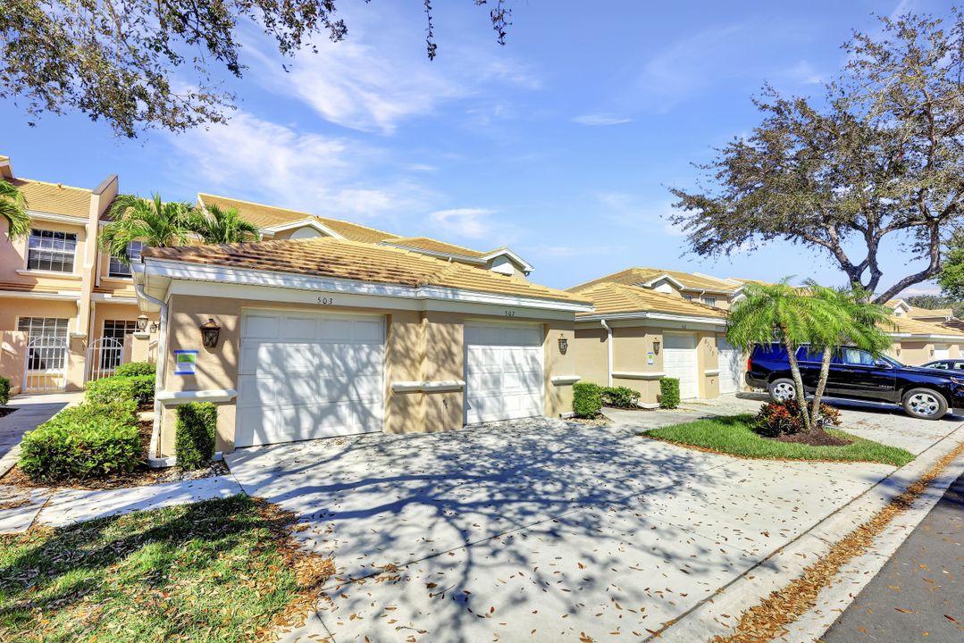 6305 Wilshire Pines Cir #508, Naples, FL 34109