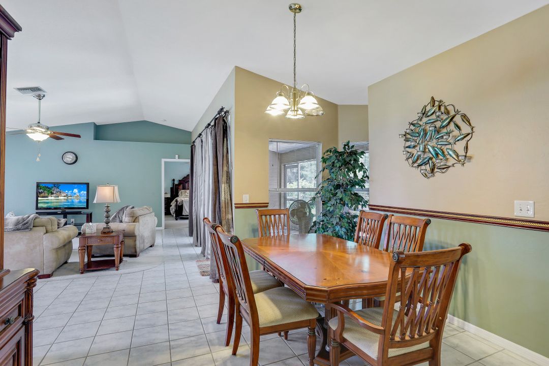 2254 SW 4th St, Cape Coral, FL 33991