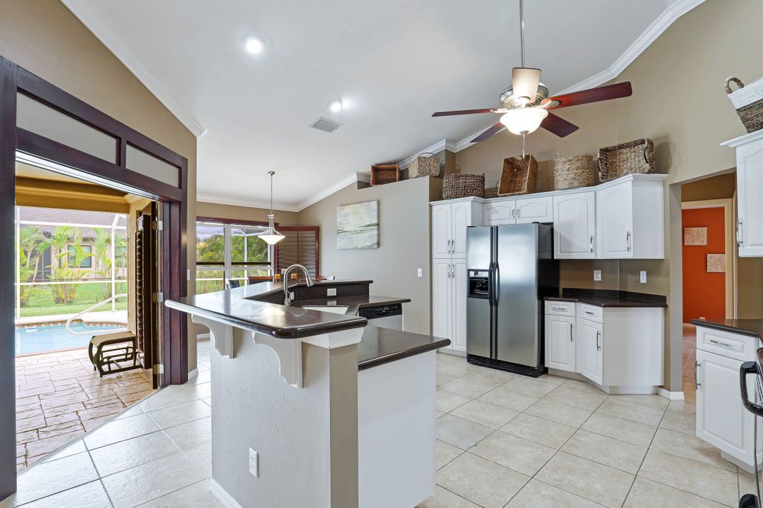 5327 SW 21st Pl, Cape Coral, FL 33914