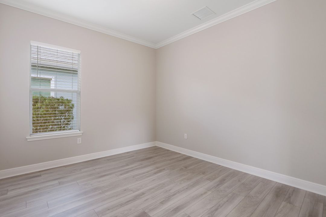 3404 Pilot Cir, Naples, FL 34120