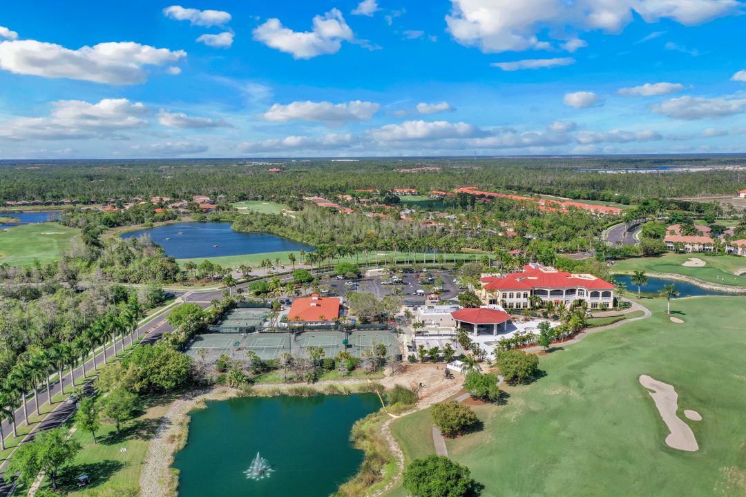 4810 Shinnecock Hills Ct, Naples, FL 34112