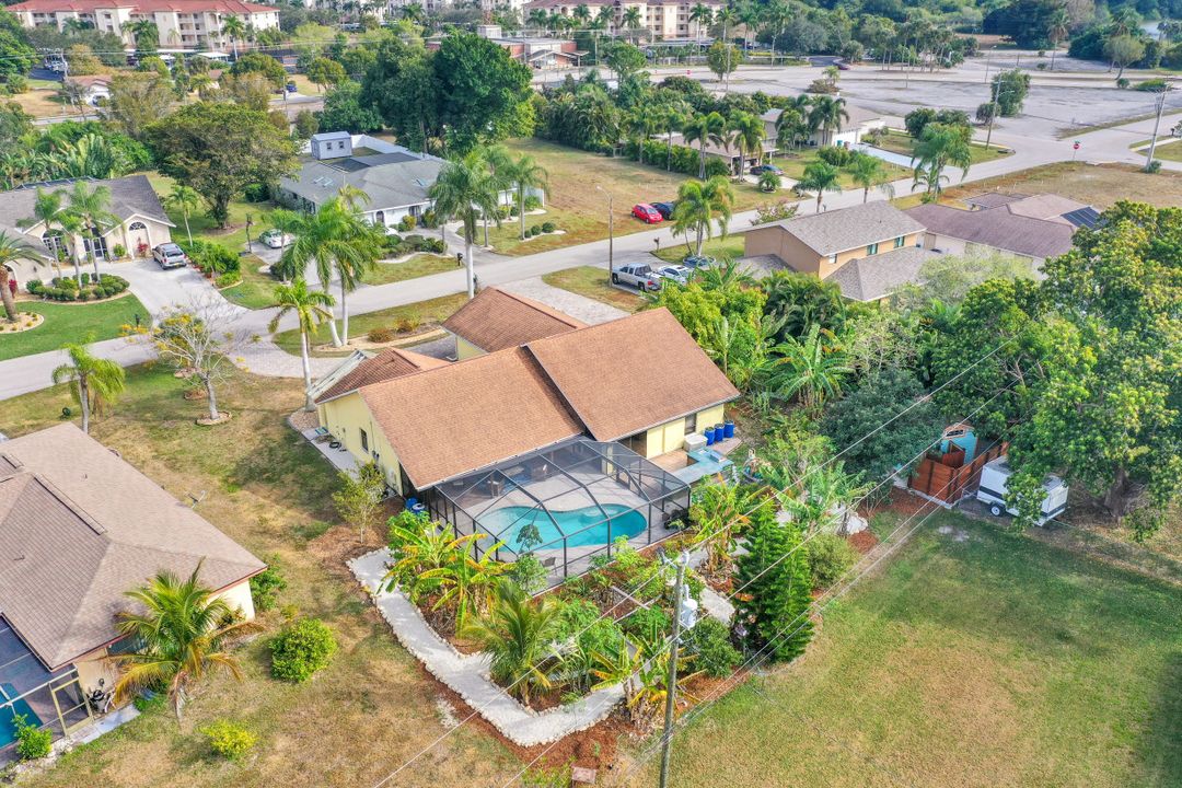 3914 SE 4th Ave, Cape Coral, FL 33904