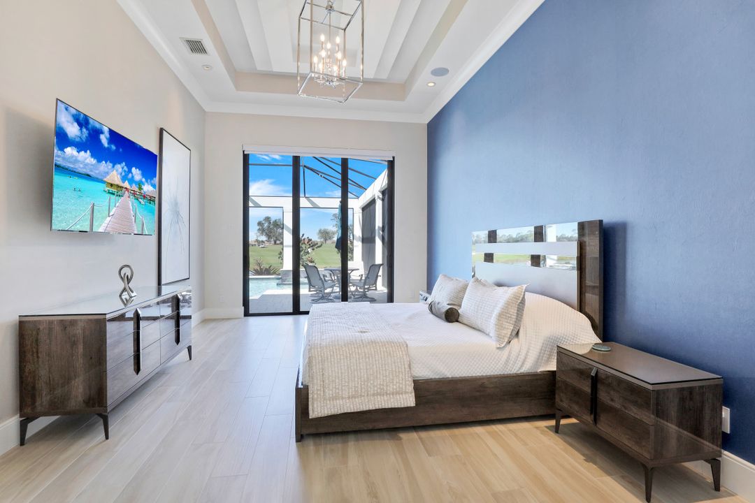 16361 Corsica Way, Naples, FL 34110