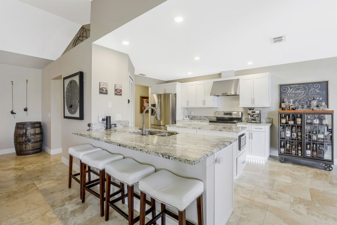 1026 SE 30th St, Cape Coral, FL 33904