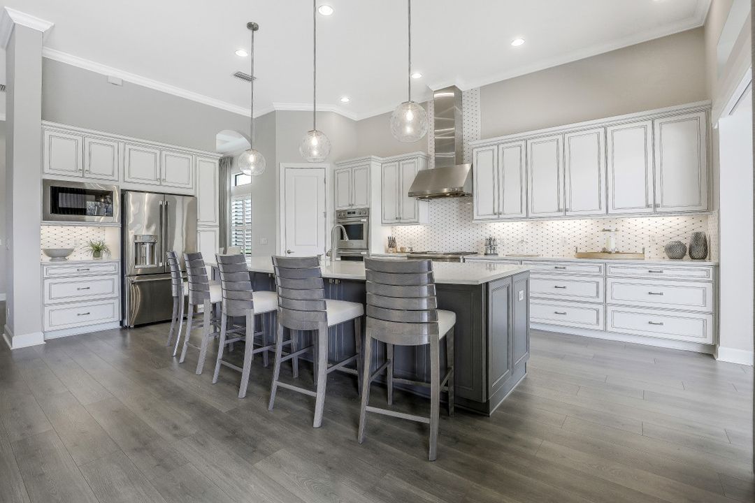 9388 Rapallo St, Naples, FL 34119