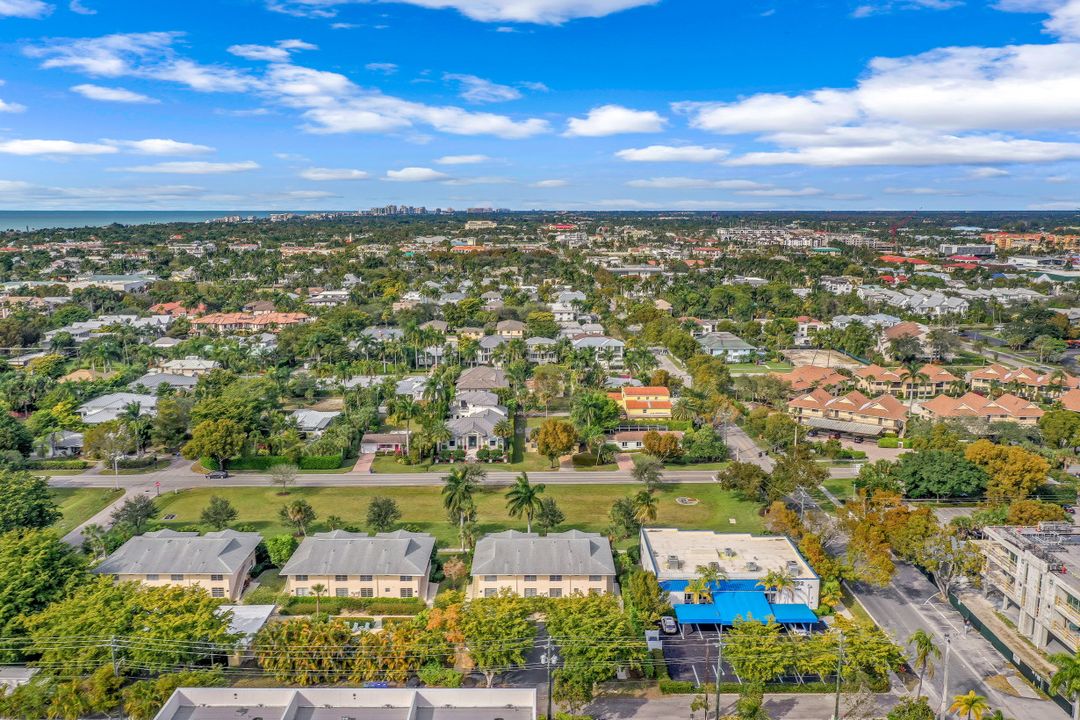 746 Broad Ave S, Naples, FL 34102