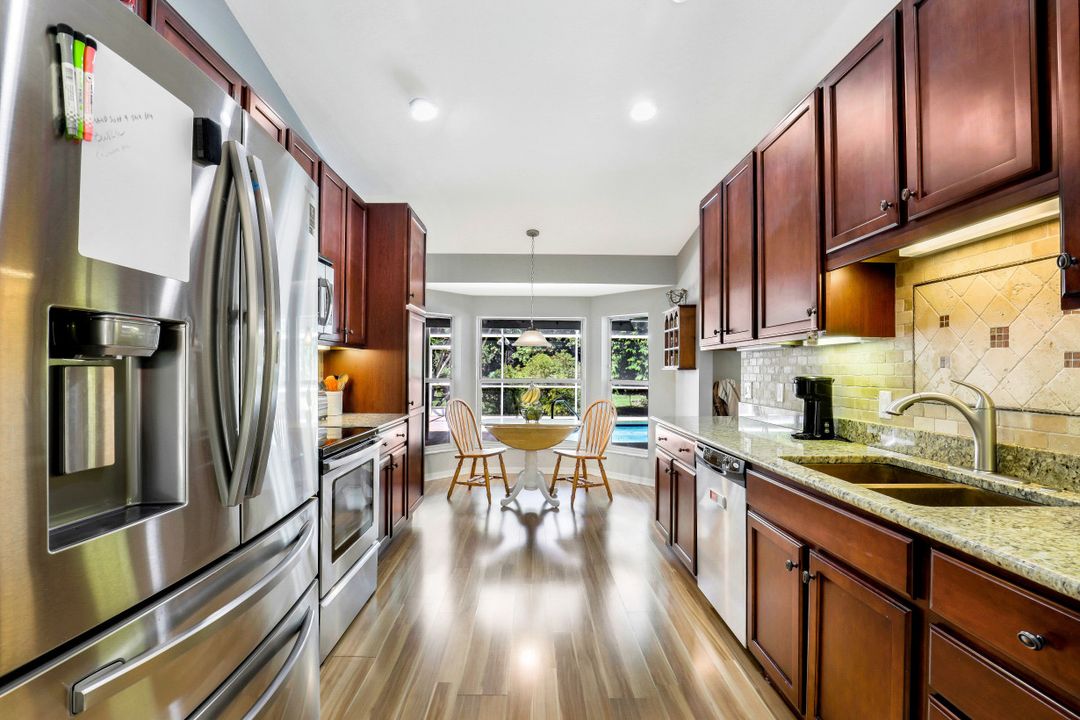 1561 Logan Ct, Naples, FL 34116