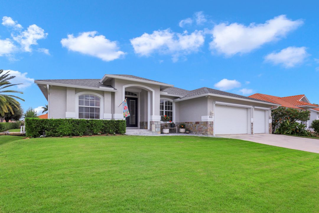 235 Seminole Ct, Marco Island, FL 34145