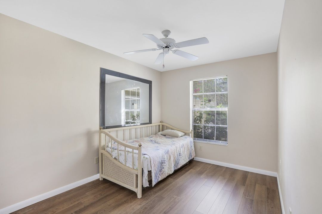 127 Forest Lakes Blvd, Naples, FL 34105